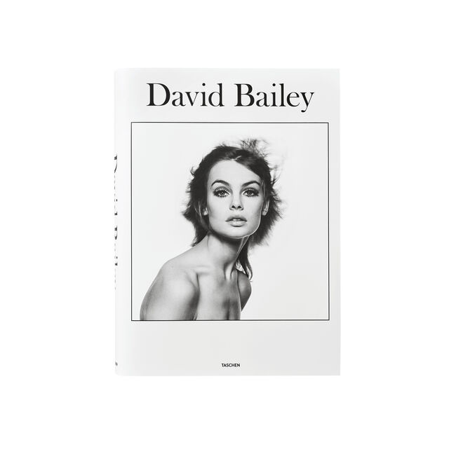 Uma das capas do livro David Bailey, Taschen.  