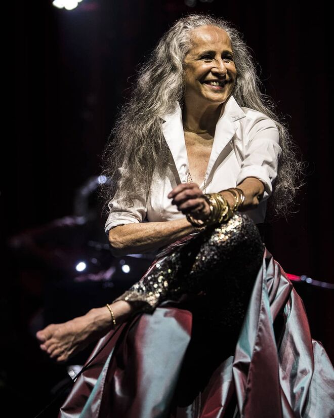 Antes, é a vez da inconfundível voz de Maria Bethânia encantar os palcos do Coliseu do Porto, a 14, e do Coliseu de Lisboa, a 18 e 19 (a partir de €25). 