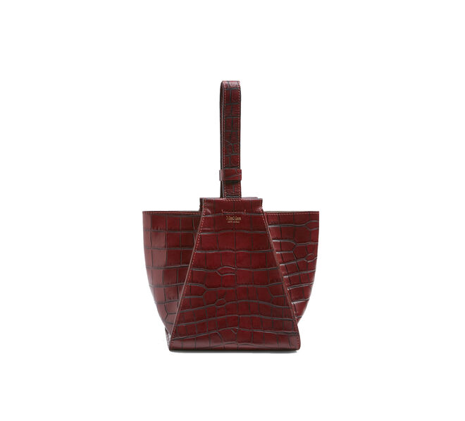 EFEITO CROCODILO | Carteira, €475, Max Mara