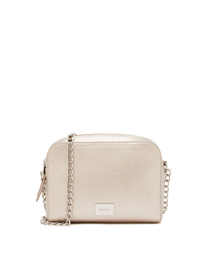 CORRENTE | Carteira, €15,99, Bershka