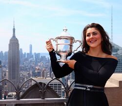 Quem é Bianca Andreescu? A rapariga de 19 anos que venceu Serena Williams no US Open
