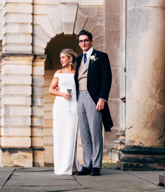 Ellie Goulding com o vestido Stella McCartney para a chegada dos convidados à receção, que foi realizada no Castle Howard