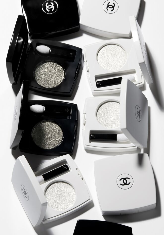 Le Noir et Le Blanc Ombre Prémiere Top Coat, €33 cada, Chanel