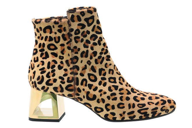 Botins, Tosca Blu Studio (preço sob consulta) 