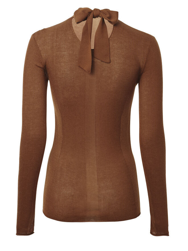 Camisola (costas), €49,99, H&M Conscious Exclusive