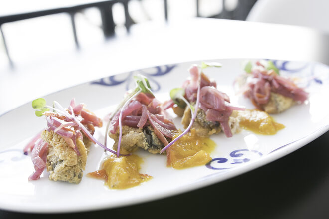 Provar comida nacional com vista para o rio: Faz Figura