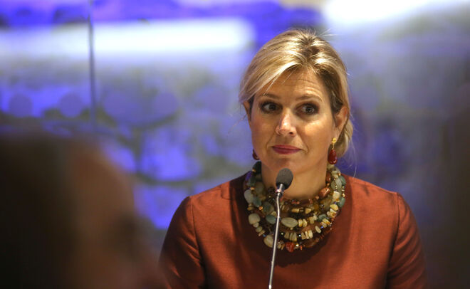 A rainha Máxima na conferência Financial Inclusion: The Next Move Forward no America Square Conference Centre, em janeiro de 2015 em Londres. 