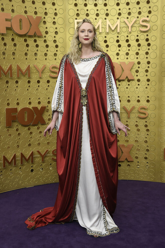 Gwendoline Christie em Gucci