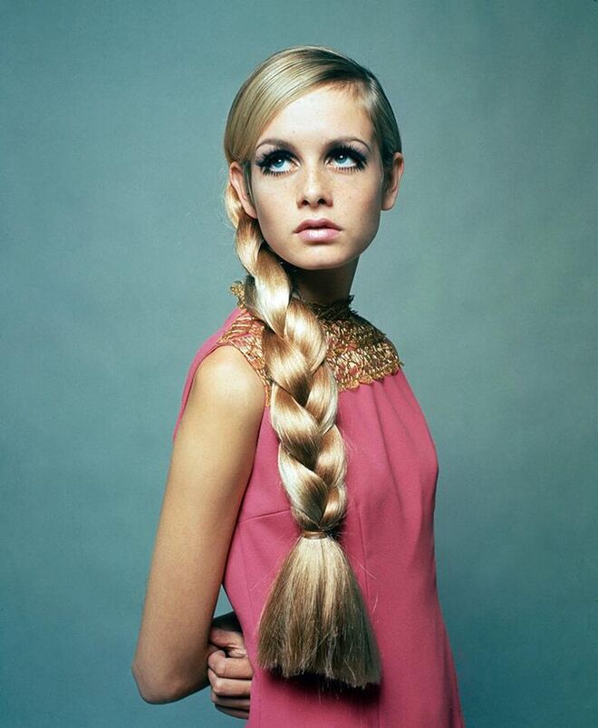 Love is in the hair -  A modelo Twiggy fotografada em 1966
