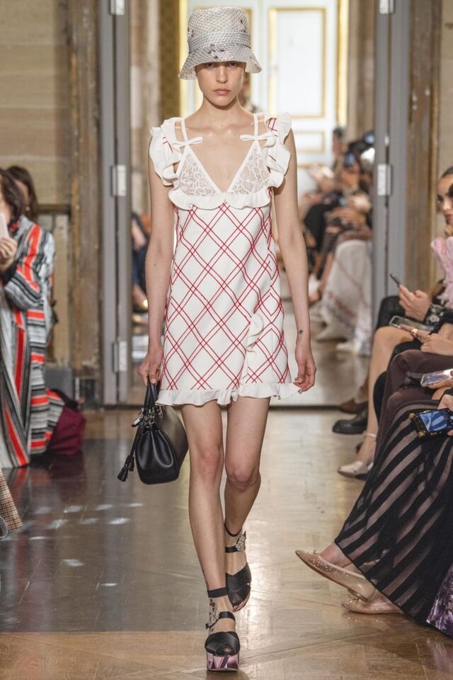 Giambattista Valli primavera-verão 2020