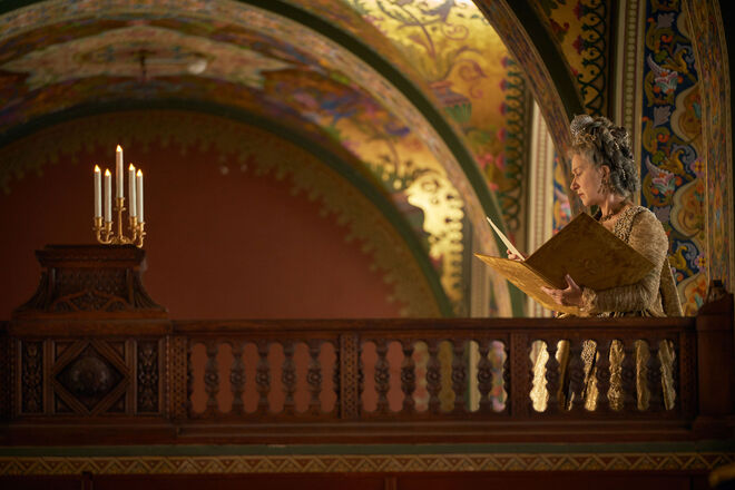 Helen Mirren é Catarina II da Rússia 