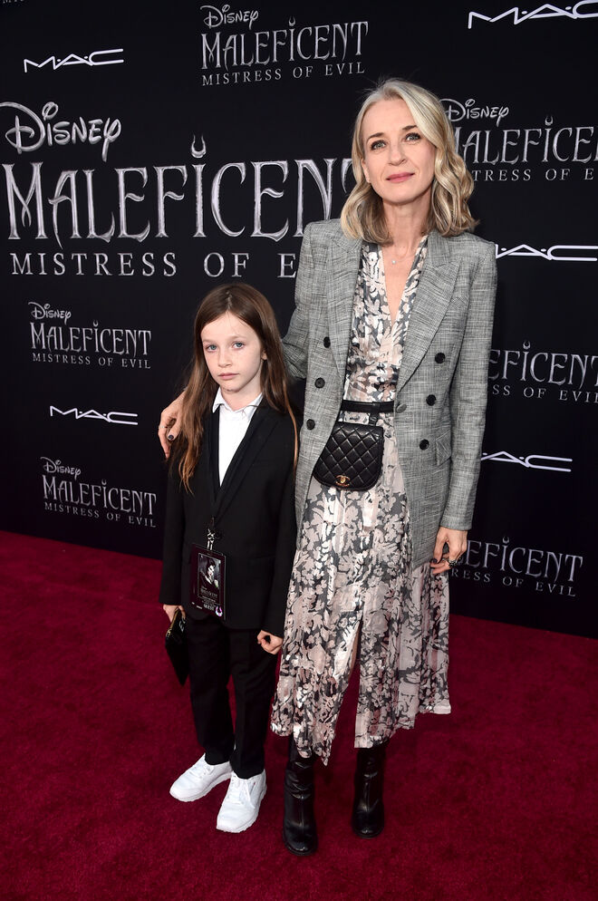 Chaplin Haddow Brown e Ever Carradine