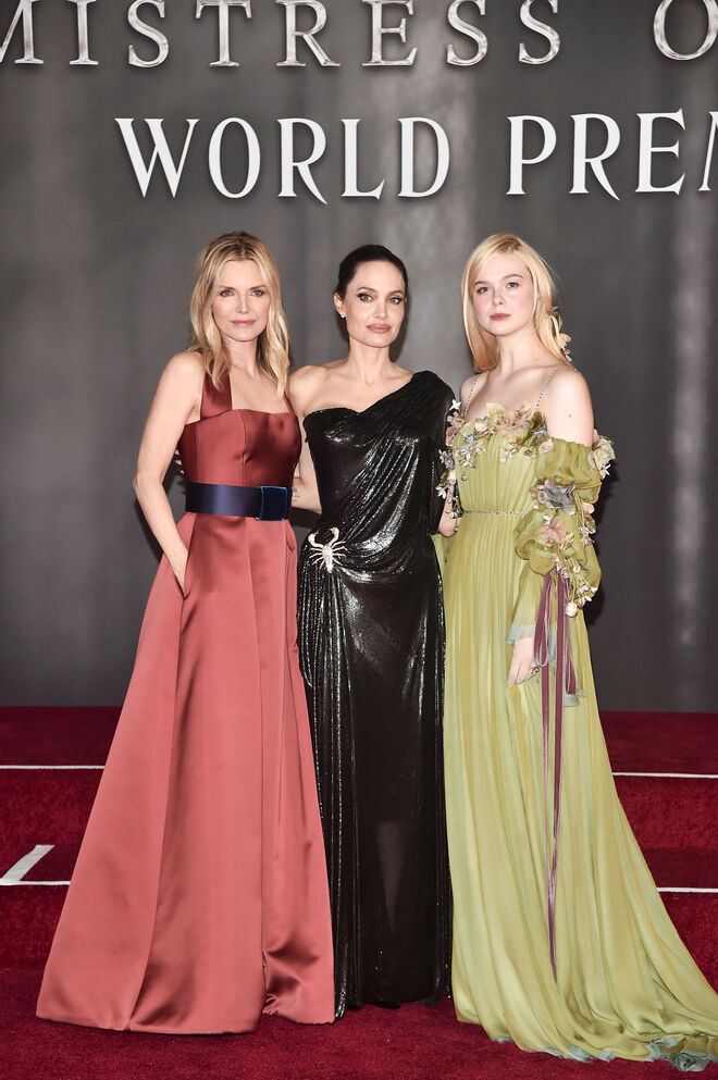 Michelle Pfeiffer, Angelina Jolie e Elle Fanning na première de 'Maléfica, Mestre do Mal'