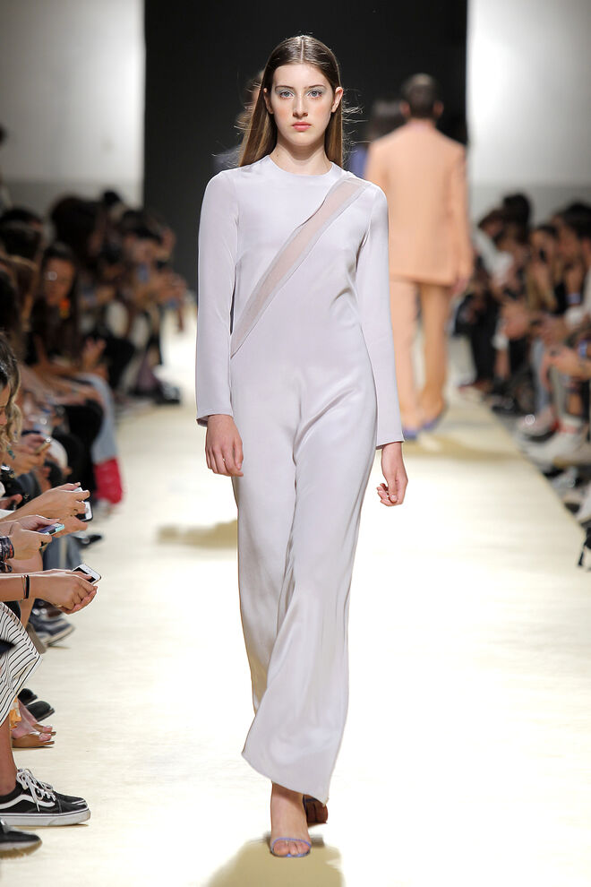 awaytomars-modalisboa-collective-primavera-verao-2020