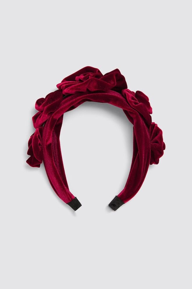 Bandolete, €17,75, Zara 