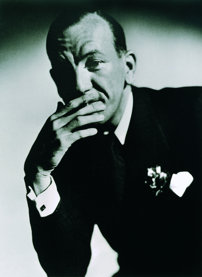 O fotógrafo Norman Parkinson. Norman Parkinson: Always in Fashion, editado por Carrie Kania e Alex Anthony, ACC Art Books.