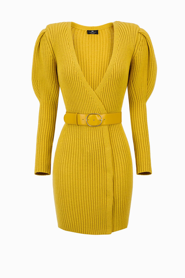 Vestido com cinto, €705, Elisabetta Franchi