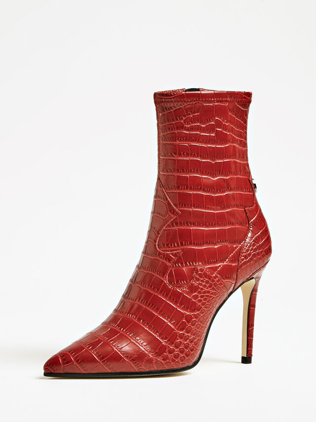 Botas, €159, Guess 