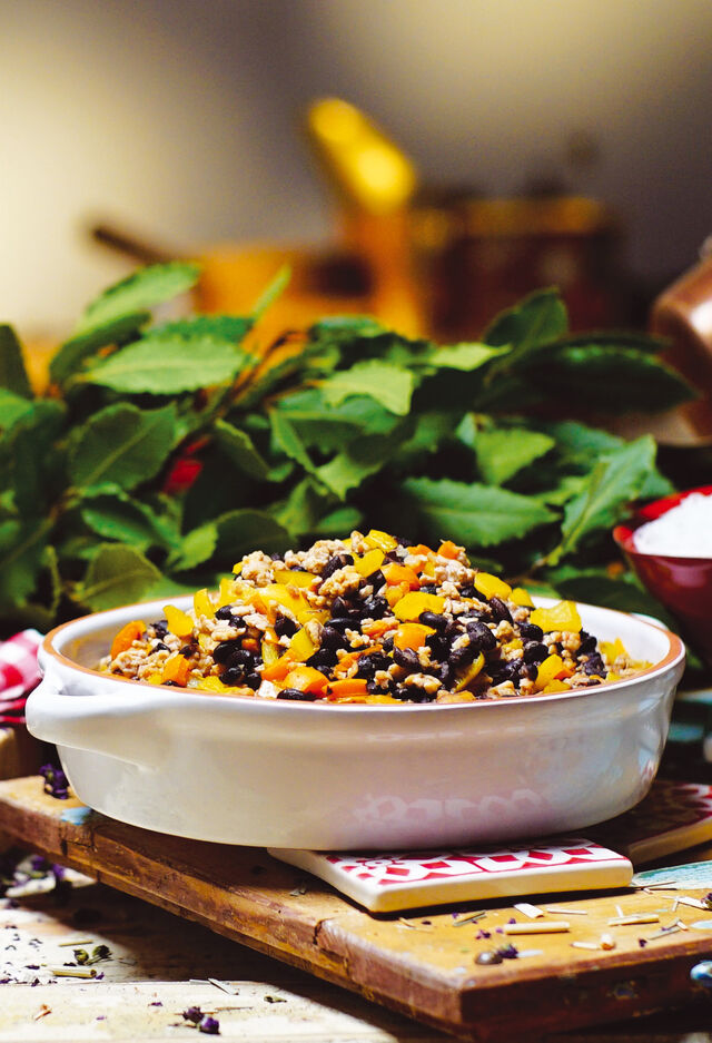 Receita de chili de peru com feijão preto.