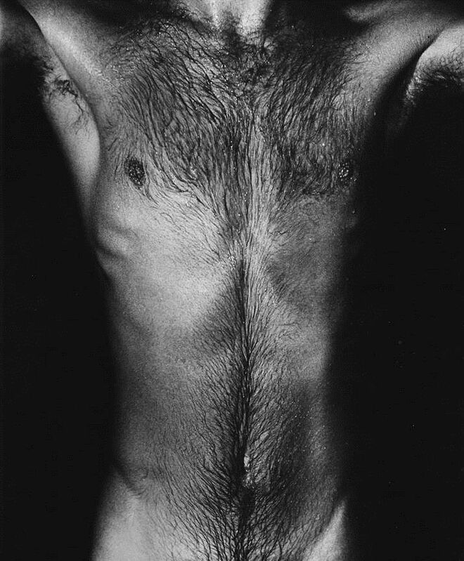 Retrato da exposição “Erotic Icons: Fotografias de Alair Gomes- coleção de Renata Phoenix”