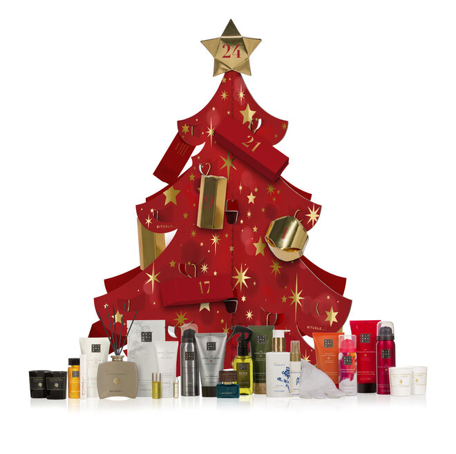 Calendário do advento Deluxe, €89,90, Rituals | Inclui: 1 X spoon/spatula, 1 X The Ritual of Namaste Hydrating Ampoule 2ml, 1 X Wonder Mask 10g, 1 X The Ritual of Samurai Foaming Shower Gel Sport 50ml, 1 X The Ritual of Namasté Velvety Smooth Cleansing Foam 30ml, 1 X Mini Miracle Mascara 3-in-1, 1 X The Ritual of Dao Parfum d'Interieur 50ml, 1 X The Ritual of Holi Crackling Body Mousse 50ml, 1 X Travel - Roi d’Orient, 1 X The Ritual of Ayurveda Body Cream 100ml, 1 X The Ritual of Ayurveda Foaming Shower Gel 50ml, 1 X The Ritual of Sakura Body Cream 70ml, 1 X Advent Mini Candle Private Collection - Oriental Vetiver, 1 X Advent Mini Candle Private Collection - Sacred Saffron, 1 X Advent Mini Candle Private Collection - Savage Garden, 1 X Advent Mini Candle Private Collection - Precious Amber, 1 X Sweet Jasmine Mini Fragrance Sticks for Advent, 1 X Amsterdam Collection Body Mist 20ml, 1 X Amsterdam Collection Hand Wash 110ml, 1 X The Ritual of Namasté Pure Face Oil 5ml, 1 X The Ritual of Samurai Ice Shower 70ml, 1 X The Ritual of Dao Night Balm, 1 X Scrub Glove, 1 X The Ritual of Happy Buddha Shower Scrub 70ml