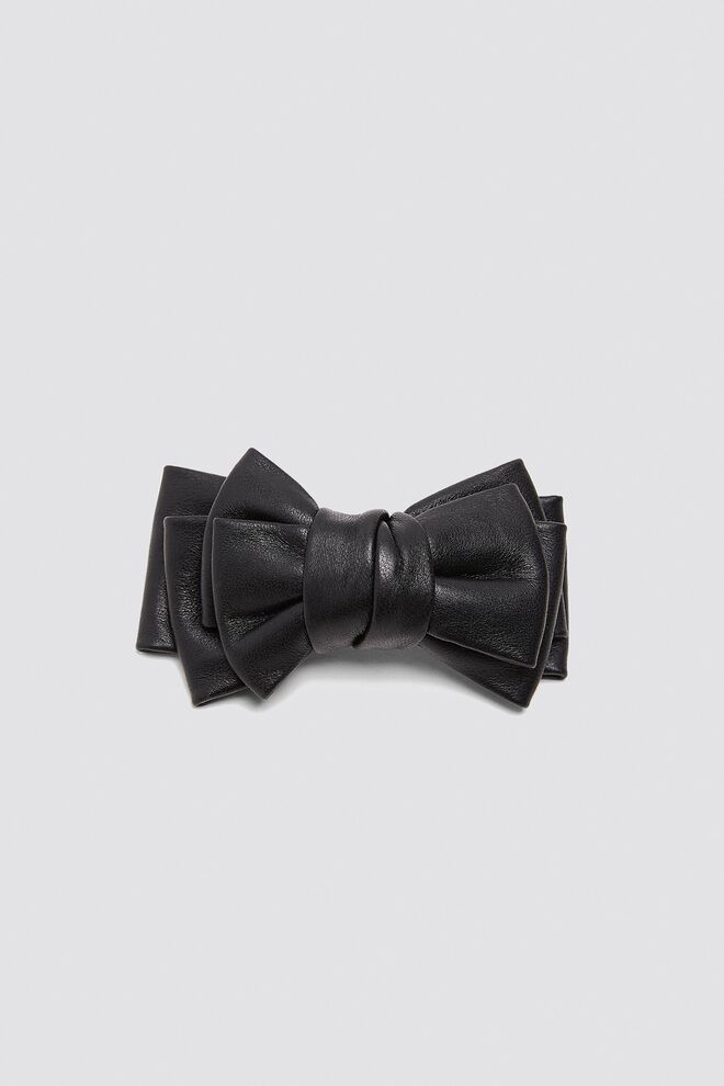 Gancho, €15,95, Zara 