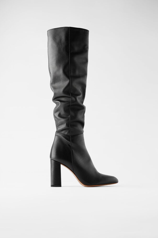 Botas, €99,95, Zara 