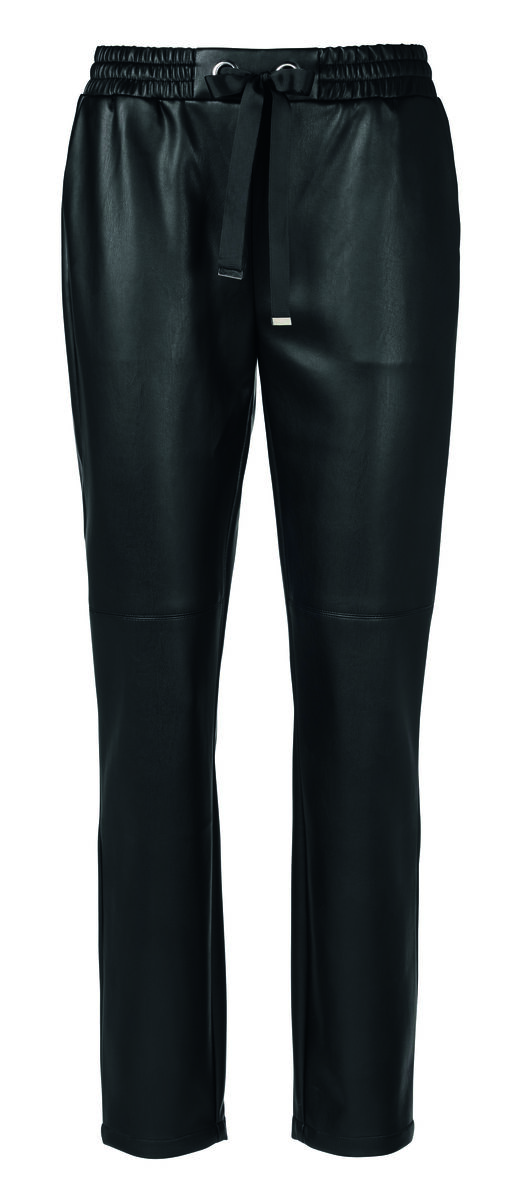 Calças, €24,90, C&A 