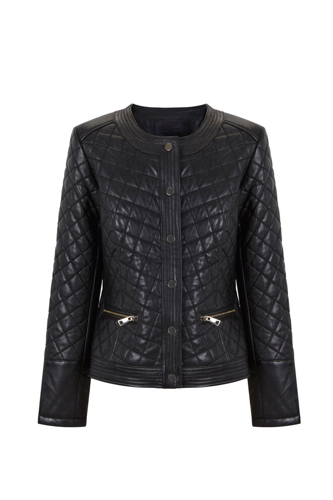 Blusão, €149, Cortefiel