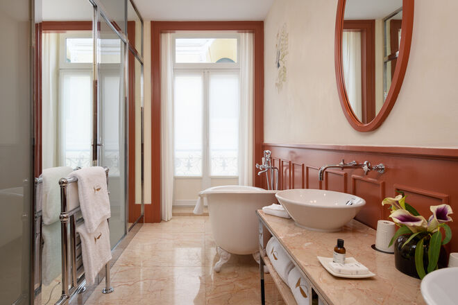 O interior de uma das novas suites do hotel.