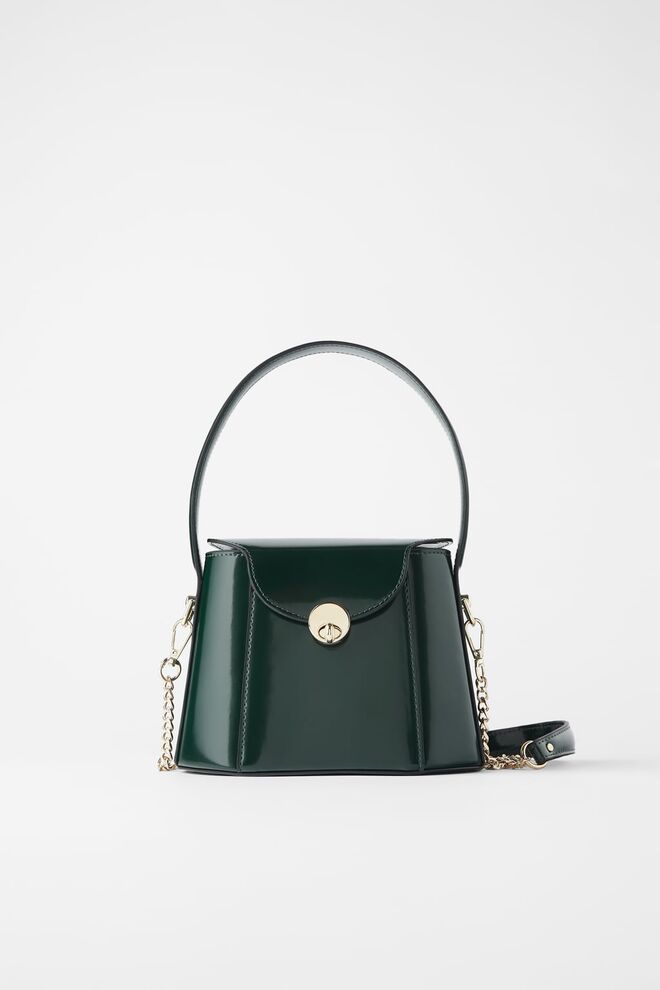 Carteira, €25,95, Zara 