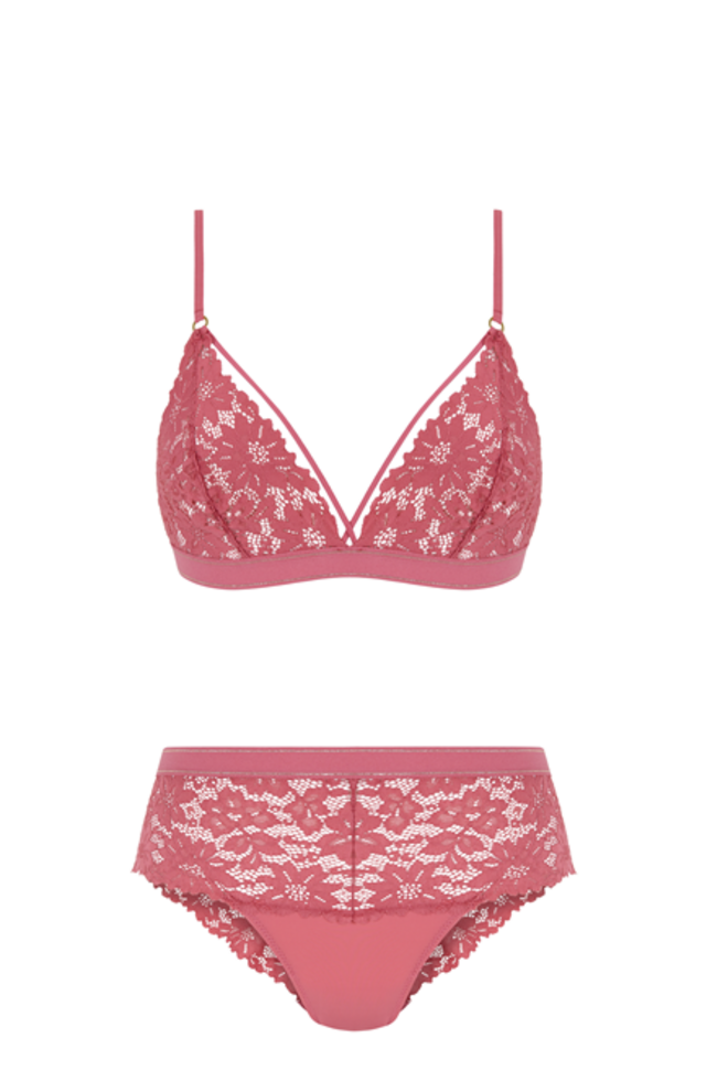 Soutien, €24,99, e cuecas, €12,99, Women'secret