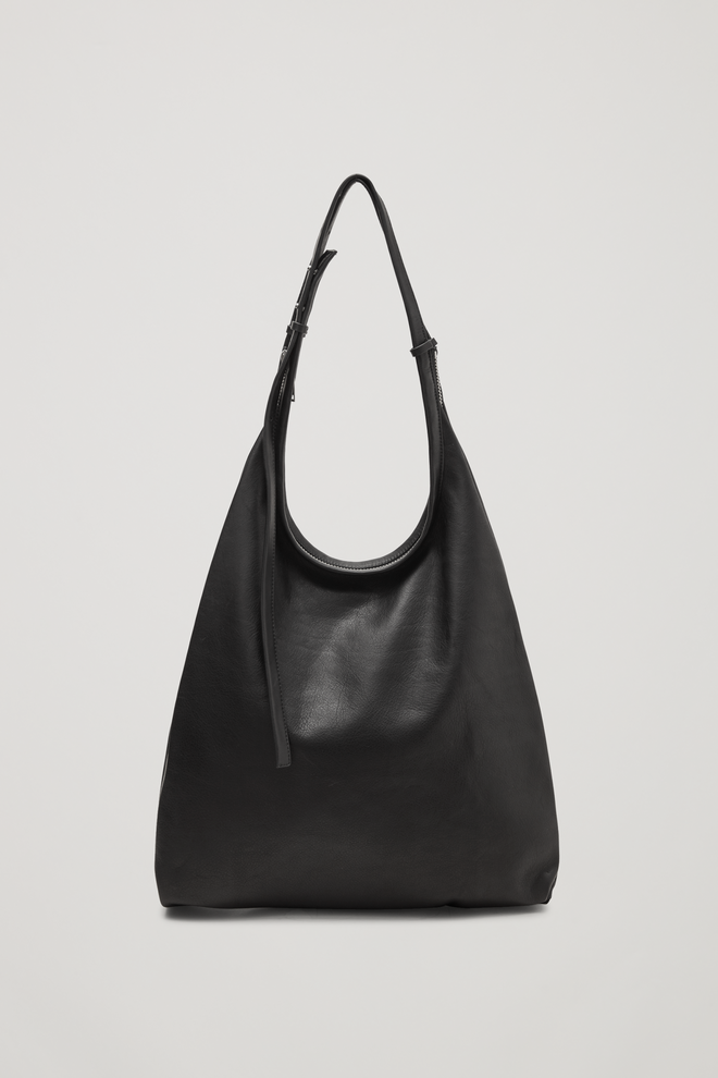 Carteira, €175, COS 