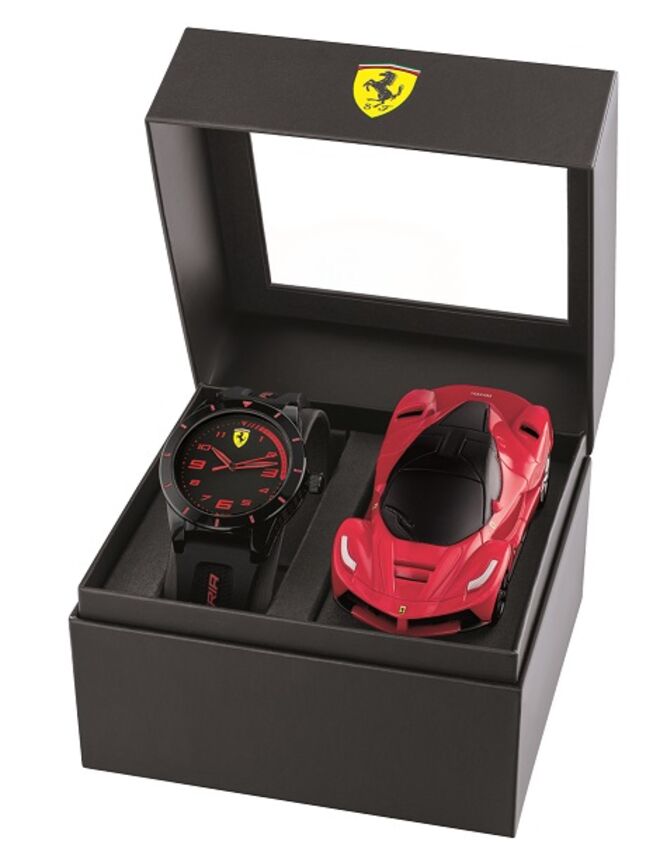 Gift set para crianças, €69, Ferrari, na Boutique dos Relógios