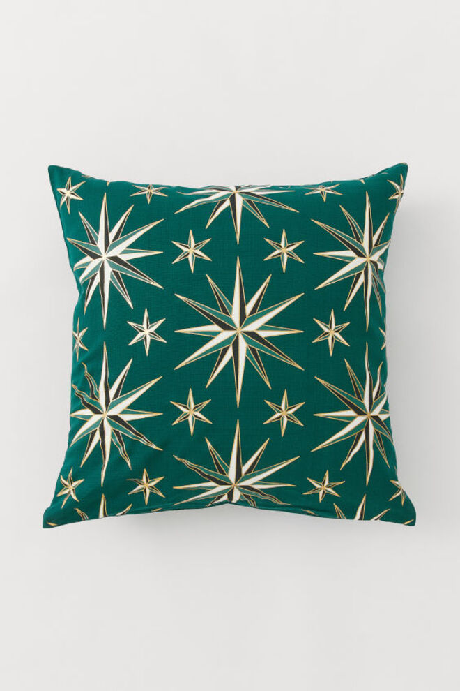 Capa de almofada estampada, €9,99, H&M