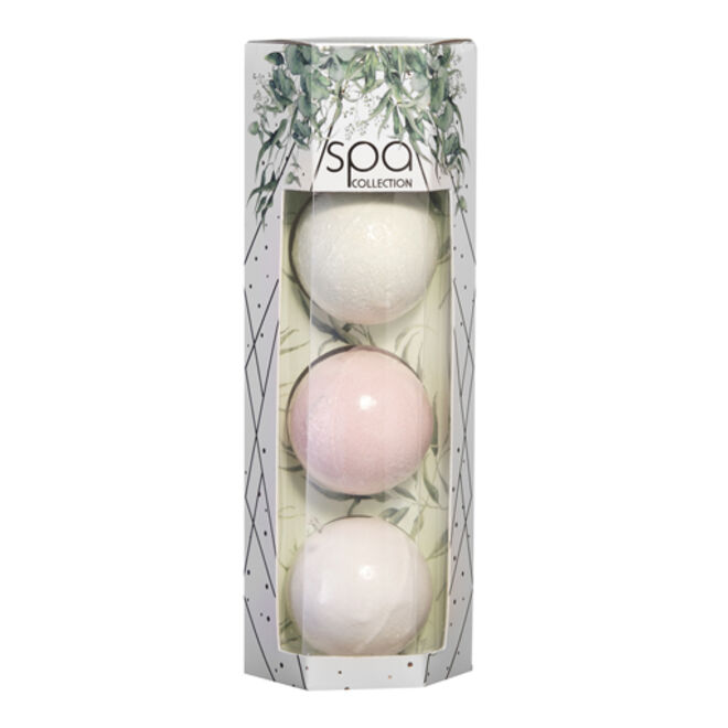 Conjunto de três bombas de banho, €3,99, Spa Botanique