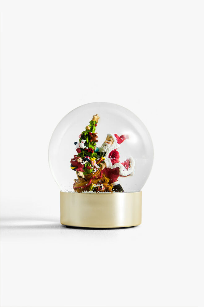 Bola decorativa de Natal com neve, €12,99, Zara Home