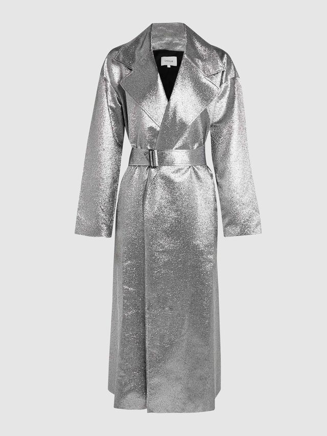 Casaco, €235, Layeur em themodist.com.