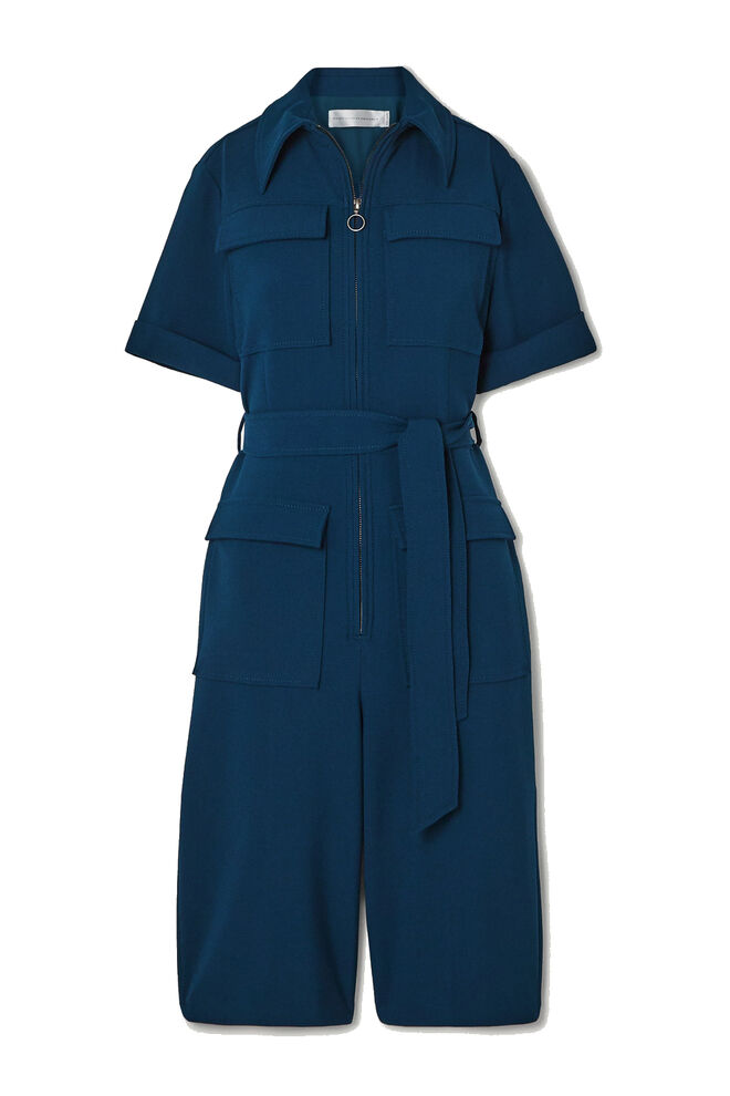Macacão, €677,45, Victoria Beckham, em www.net-a-porter.com