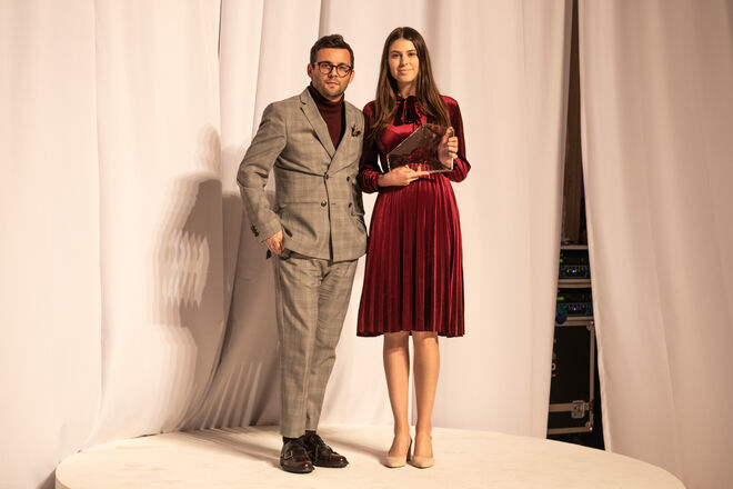 Paula-Elena Pruteanu da Tuiasi (Roménia), vencedora em design de calçado