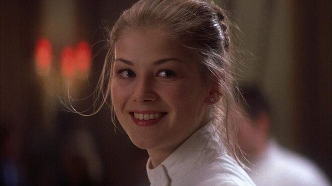 #68 Rosamund Pike como Miranda Frost em ‘007 - Morre Noutro Dia’ (2002)