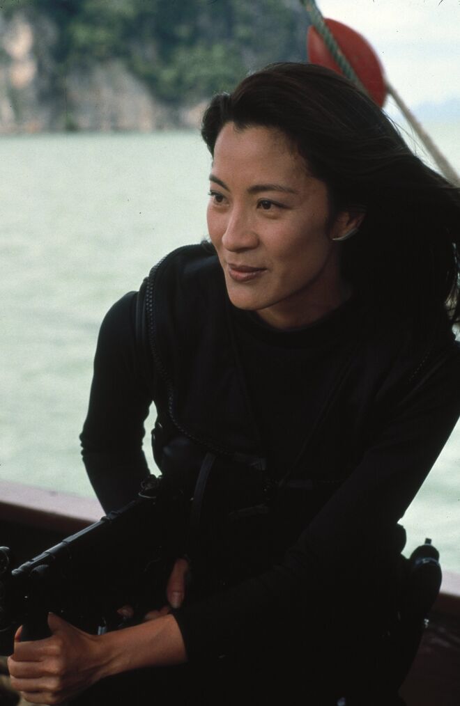 #61 Michelle Yeoh como Wai Lin em ‘007 - O Amanhã Nunca Morre’ (1997)