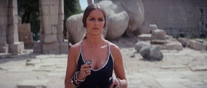 #36 Barbara Bach como Anya Amasova em ‘007 - Agente Irresistível’ (1977)