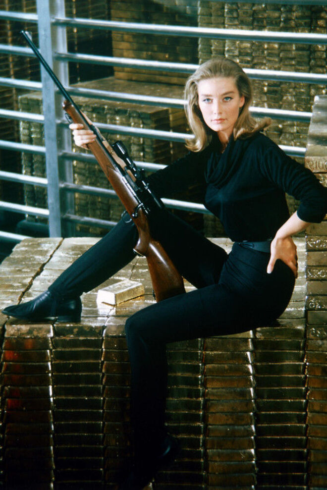 #9 Tania Mallet como Tilly Masterson em ‘007 - Contra Goldfinger’ (1964)