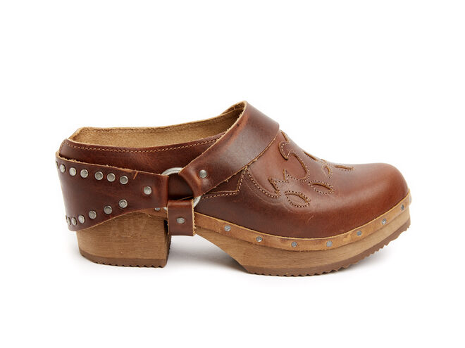 Sapatos, €89,90, XUZ