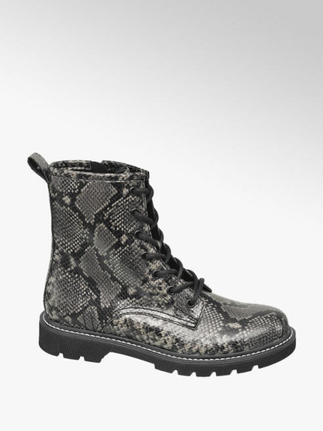 Botas, €39,90, Deichmann 