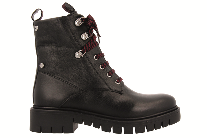 Botas, €94,90, Gioseppo