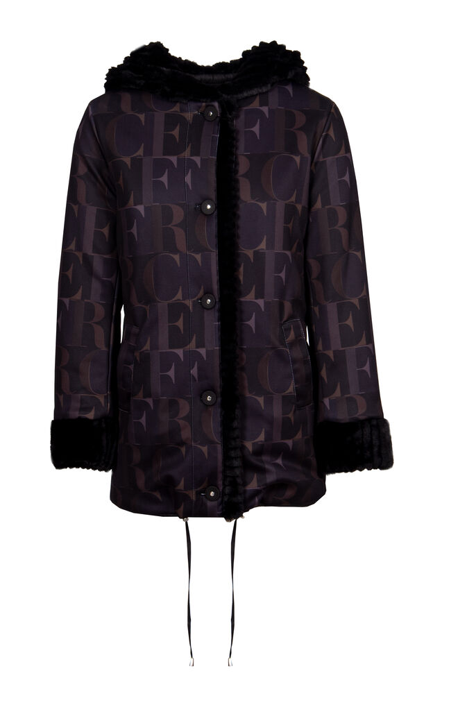 Casaco, €183,90, Ferrache