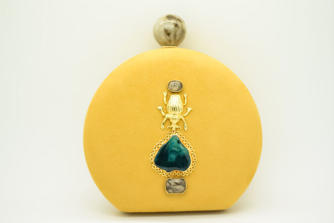 Clutch Green Stone, €105, Cata Vassalo