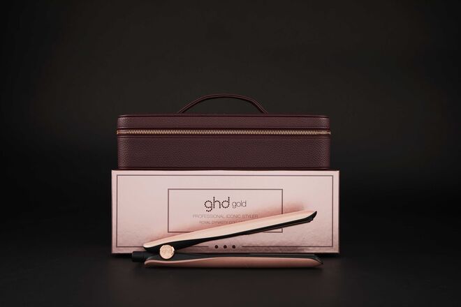 Styler Platinum+ Set, uma styler platinum num sofisticado estojo, €225, ghd
